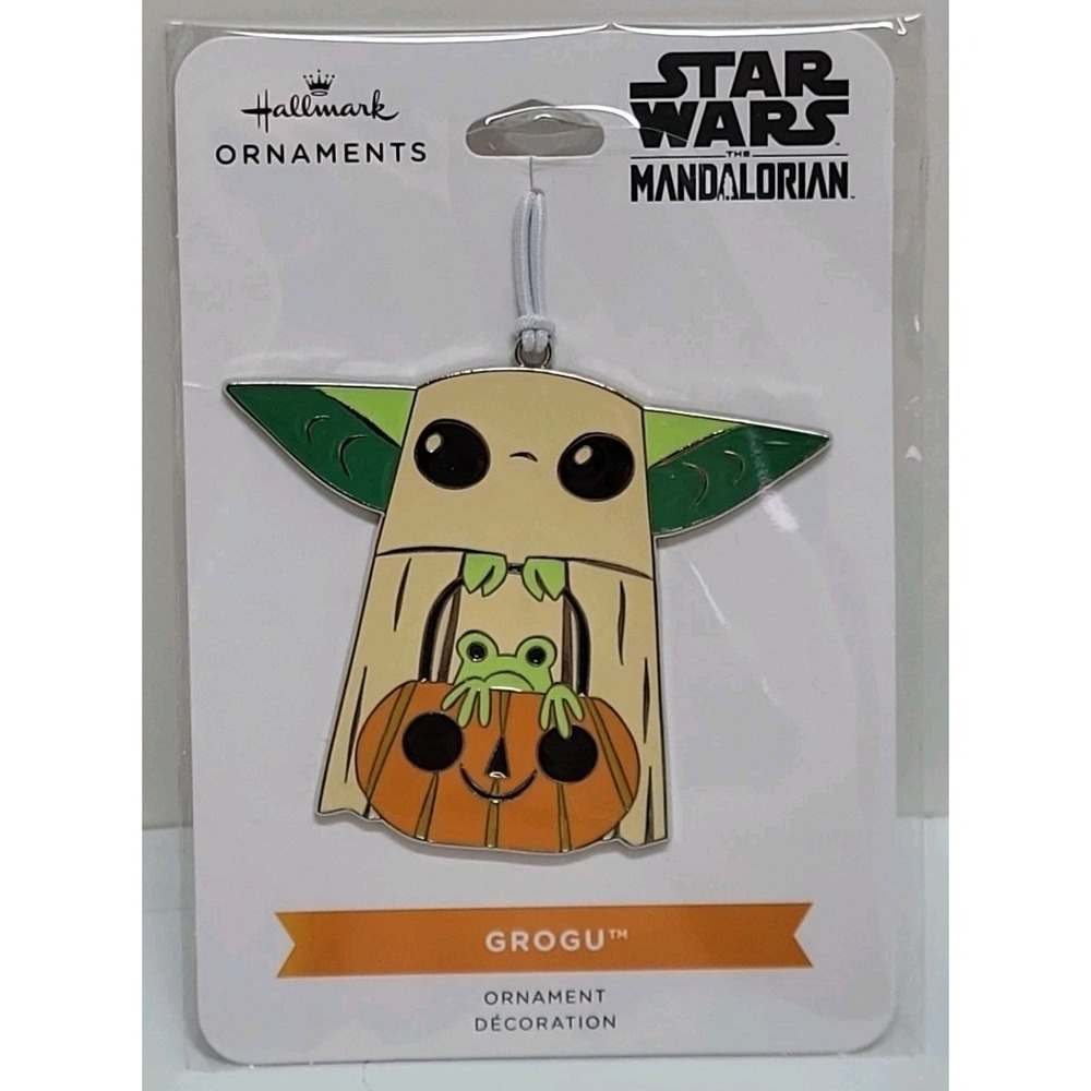 Hallmark Star Wars Mandalorian GROGU Ghost‎ Costume Halloween Metal Ornament NEW